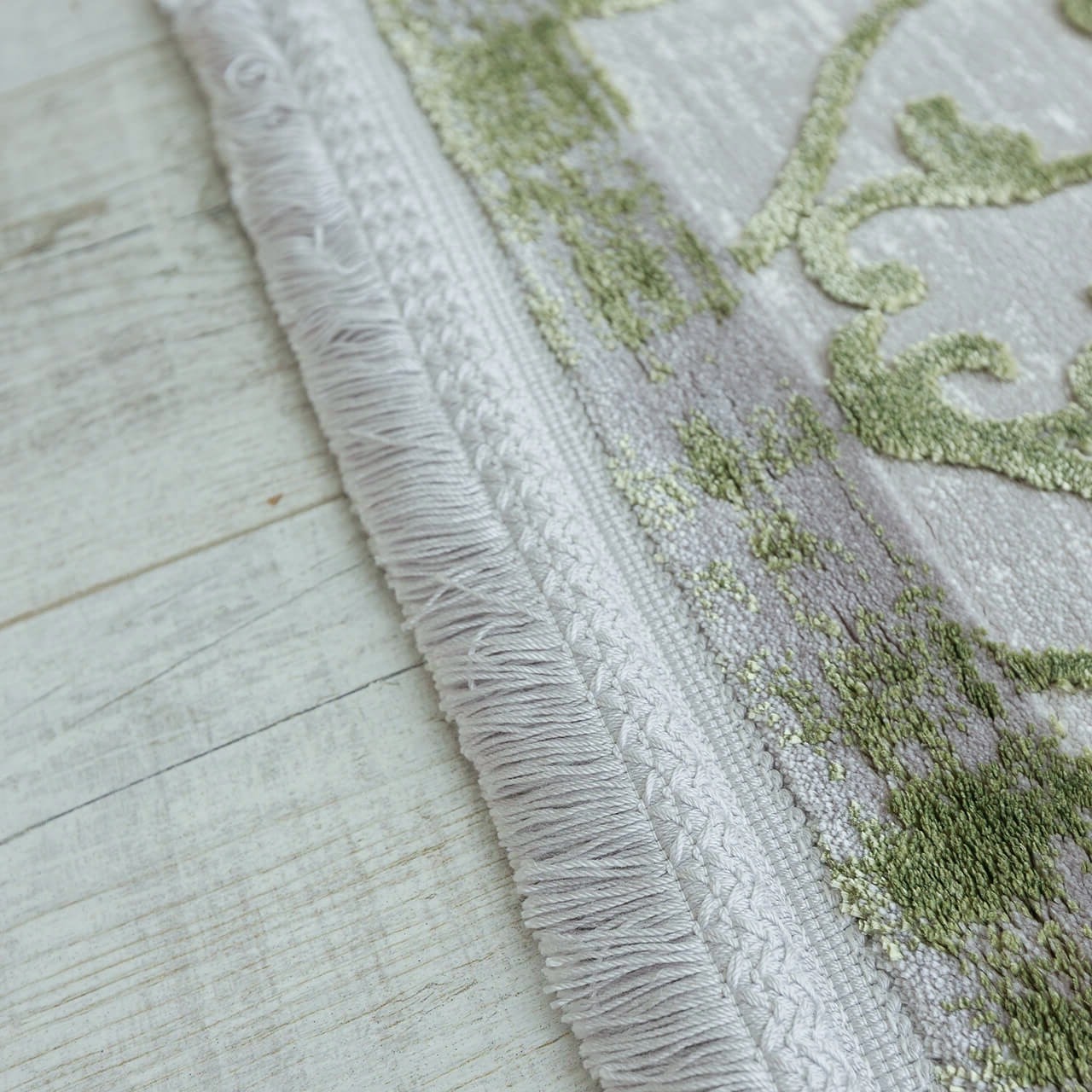 Акриловий килим Nuans W6050 grey-green